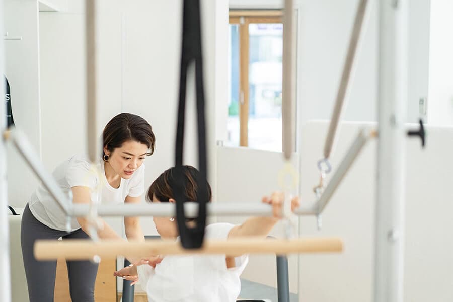 ピラティスは「身体の再教育」